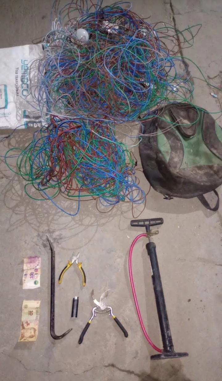 b833bd28-30a3-40bc-b2b1-cd7ec8fb8ef2