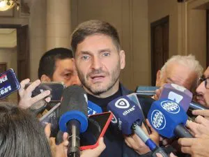 Maxi-Pullaro-300x225