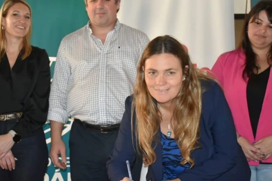 lO2NJ3aAZ_870x580__1