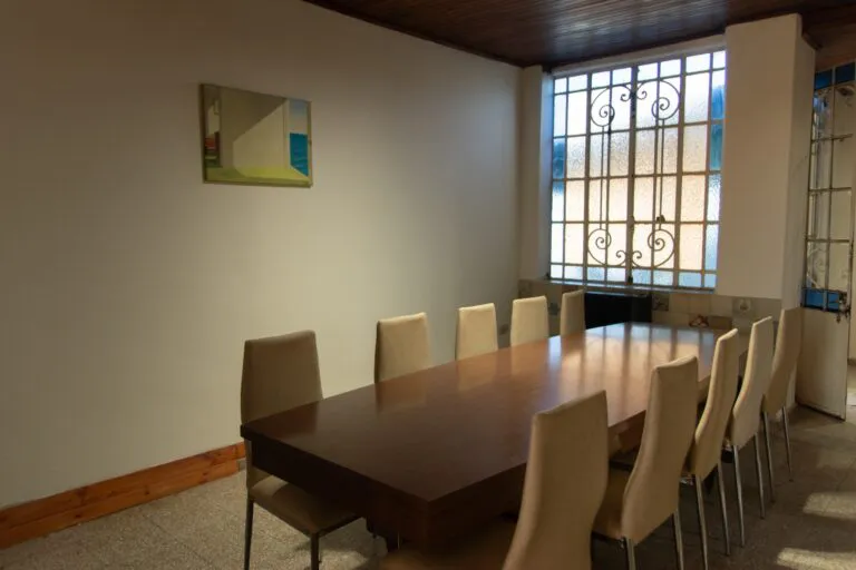 WhatsApp-Image-2025-05-13-at-12.47.04-768x512