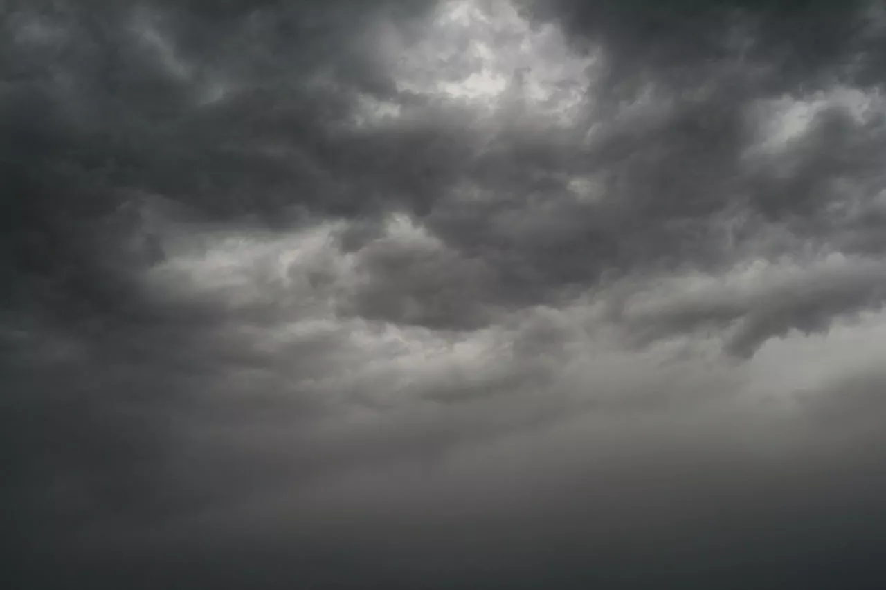 storm-13679_1280