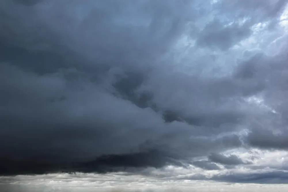 the-dark-sky-with-heavy-clouds-converging-and-a-violent-storm-before-the-rain-bad-weather-sky-free-photo