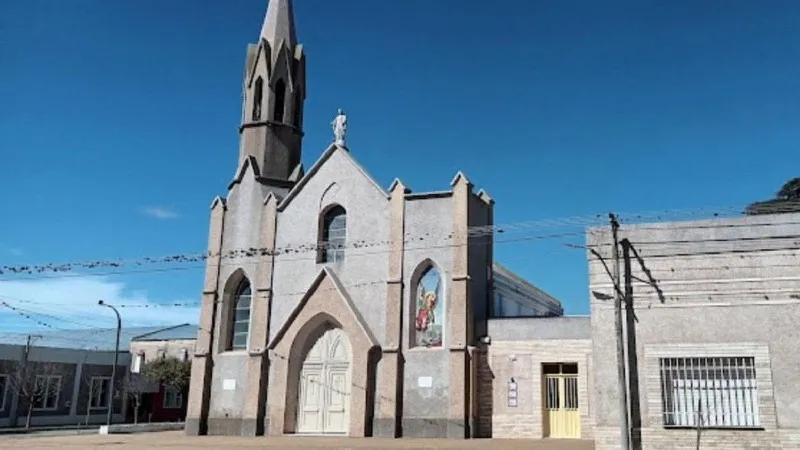 iglesia_maximo_paz_crop172830692