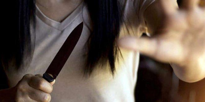 mujer-cuchillo-1140x694